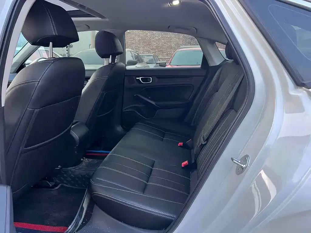 Honda Civic — фото 9