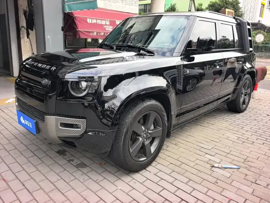 Land Rover Defender — фото 1