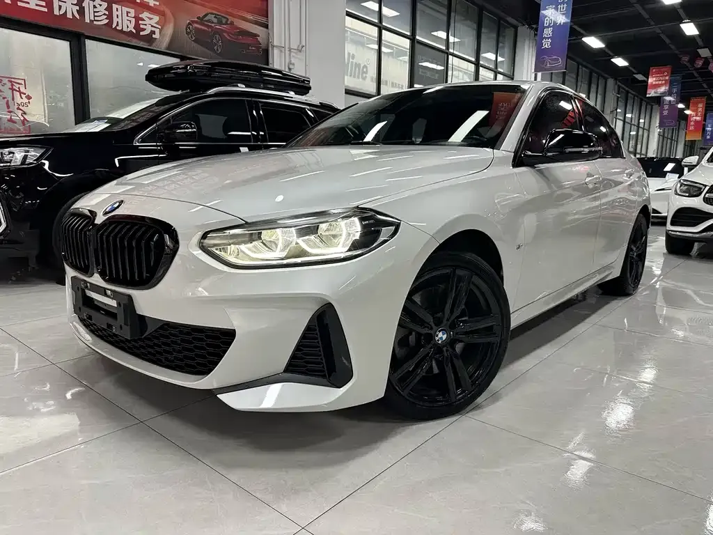 BMW 1 Series — фото 1