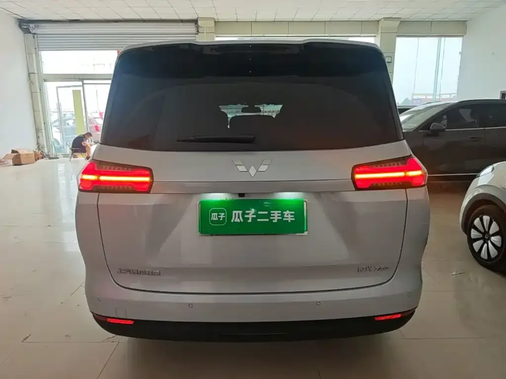 Wuling Xingguang 730 New Energy — фото 4