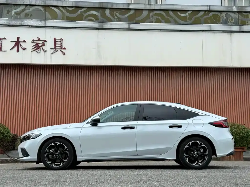 Honda Civic — фото 2