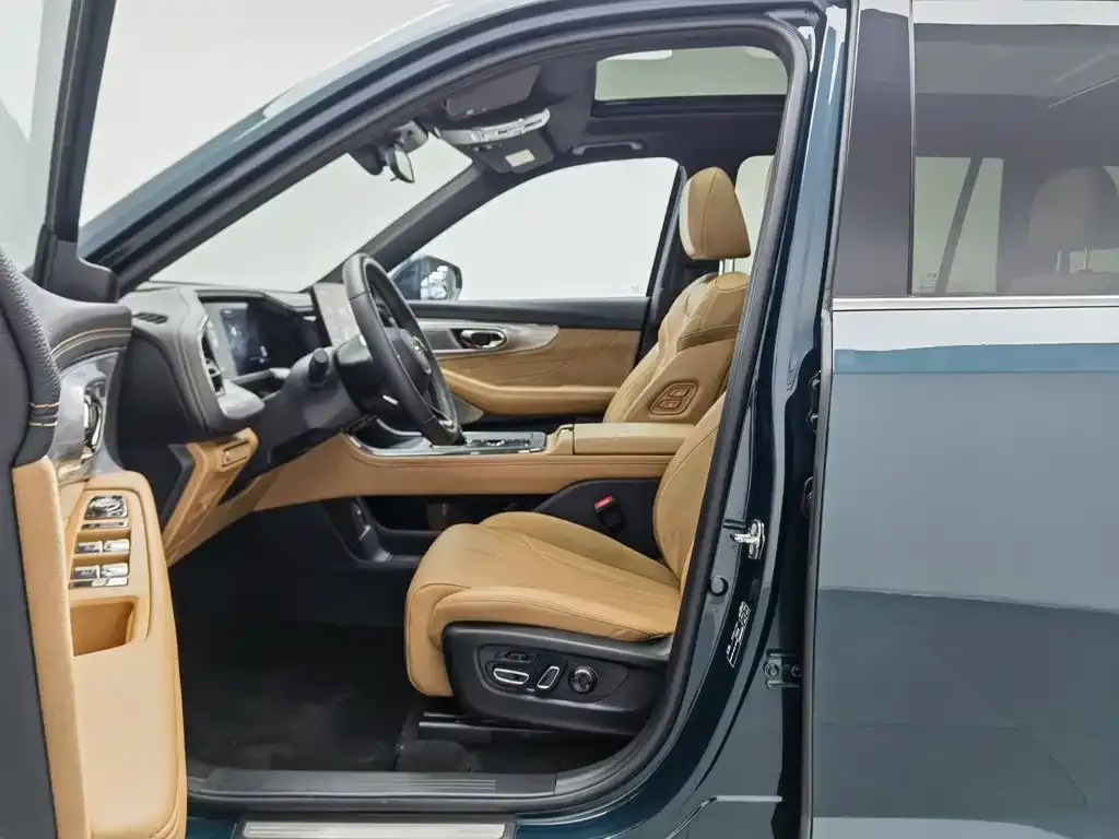 GAC Motor Trumpchi ES9 — фото 9