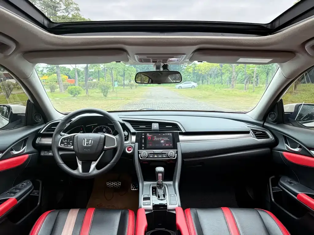 Honda Civic — фото 4