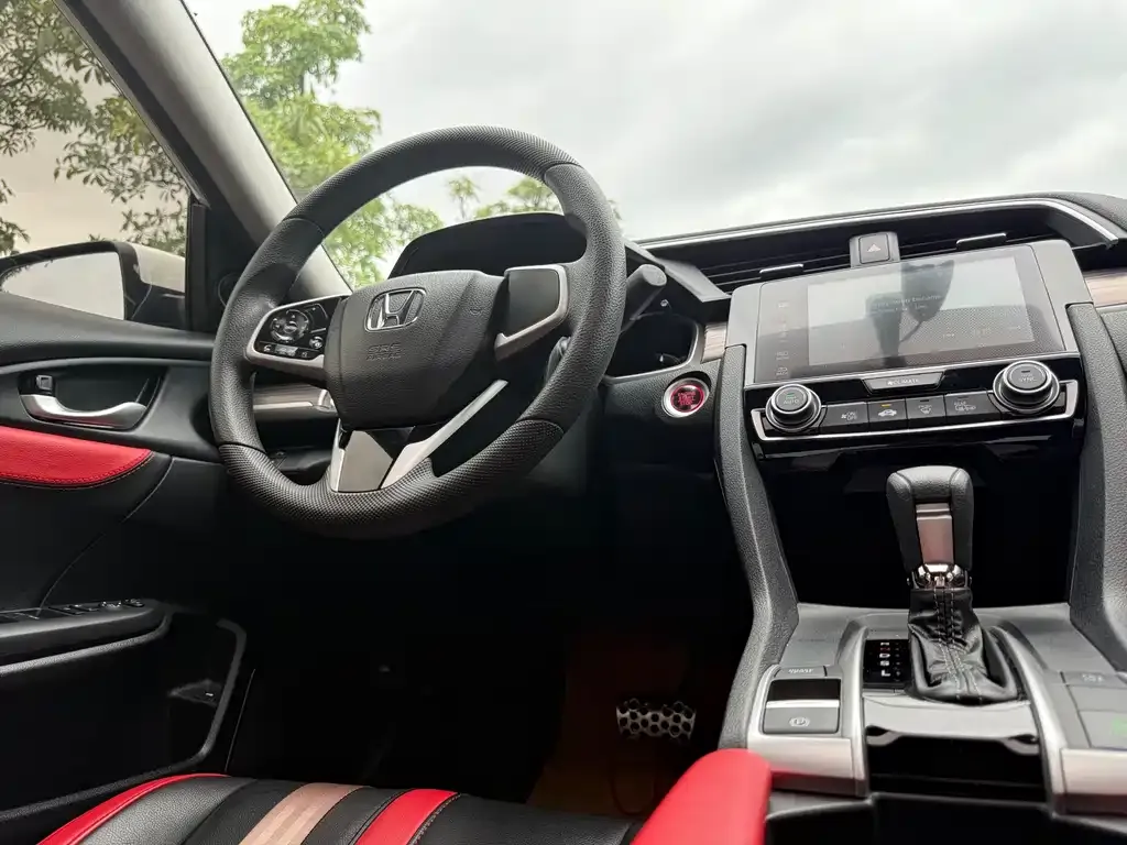 Honda Civic — фото 3