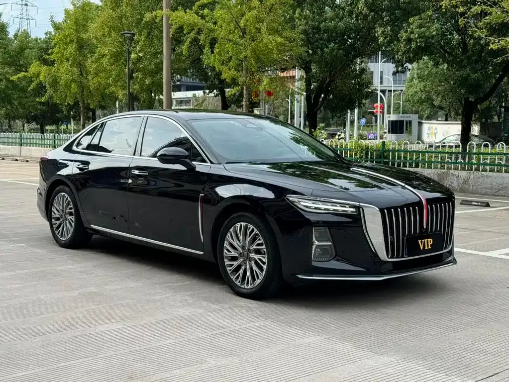 Hongqi H5 — фото 10