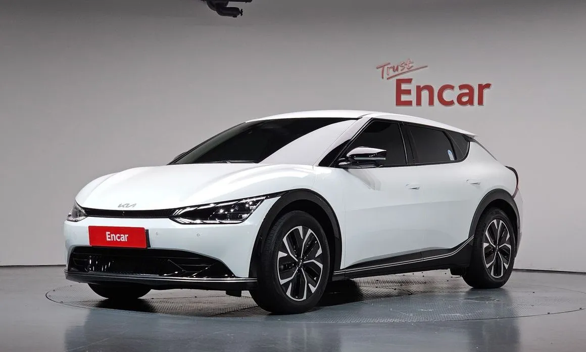Kia EV6 — фото 1