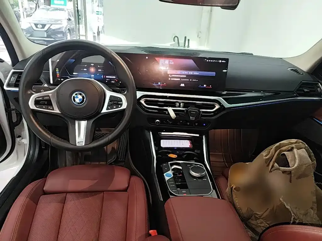 BMW i3 — фото 9