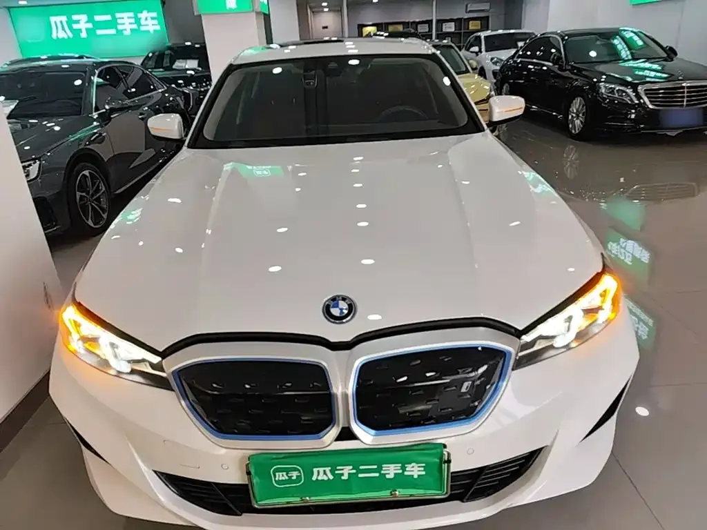 BMW i3 — фото 10
