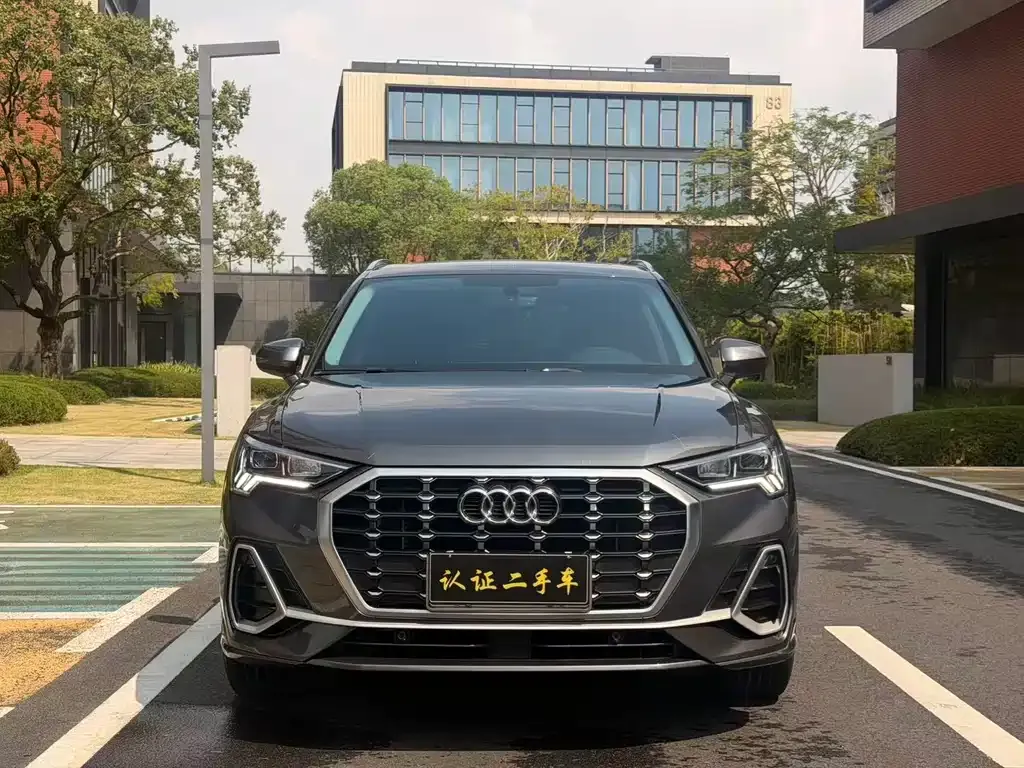 Audi Q3 — фото 5