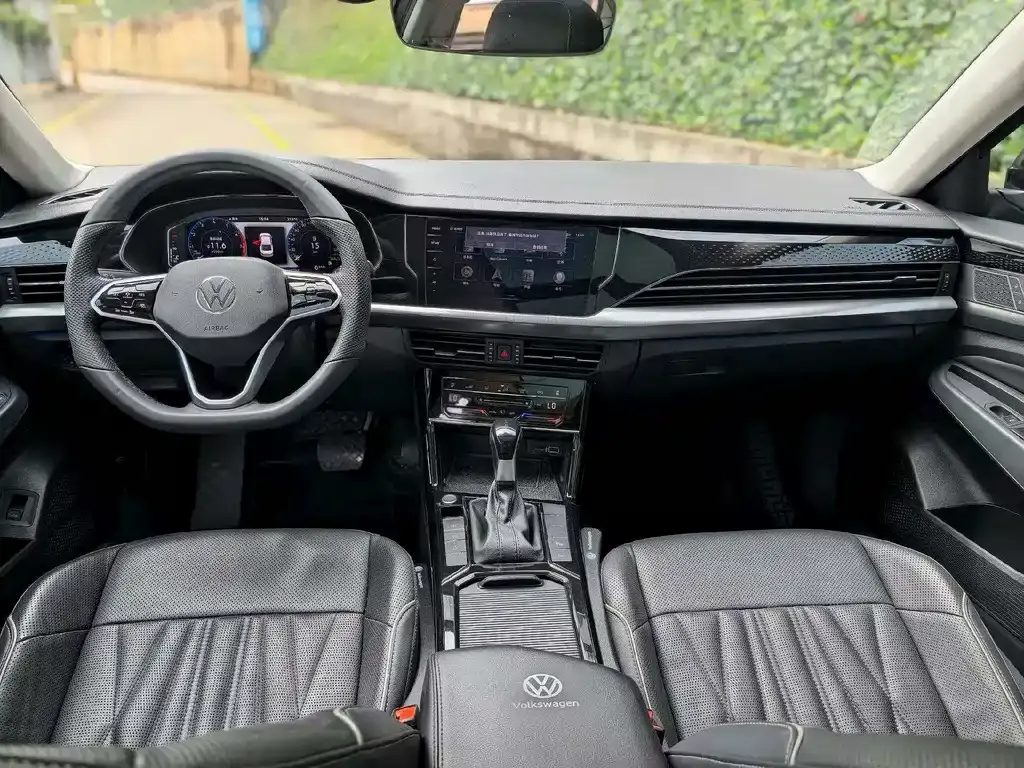 Volkswagen Passat — фото 3