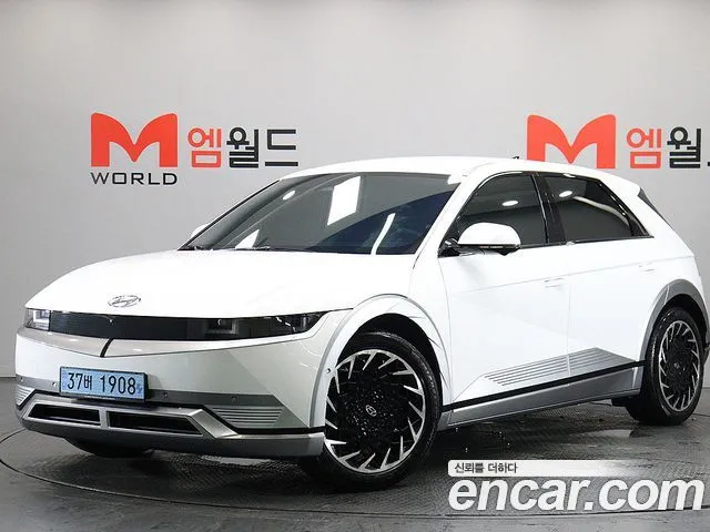 Hyundai Ioniq5 — фото 1