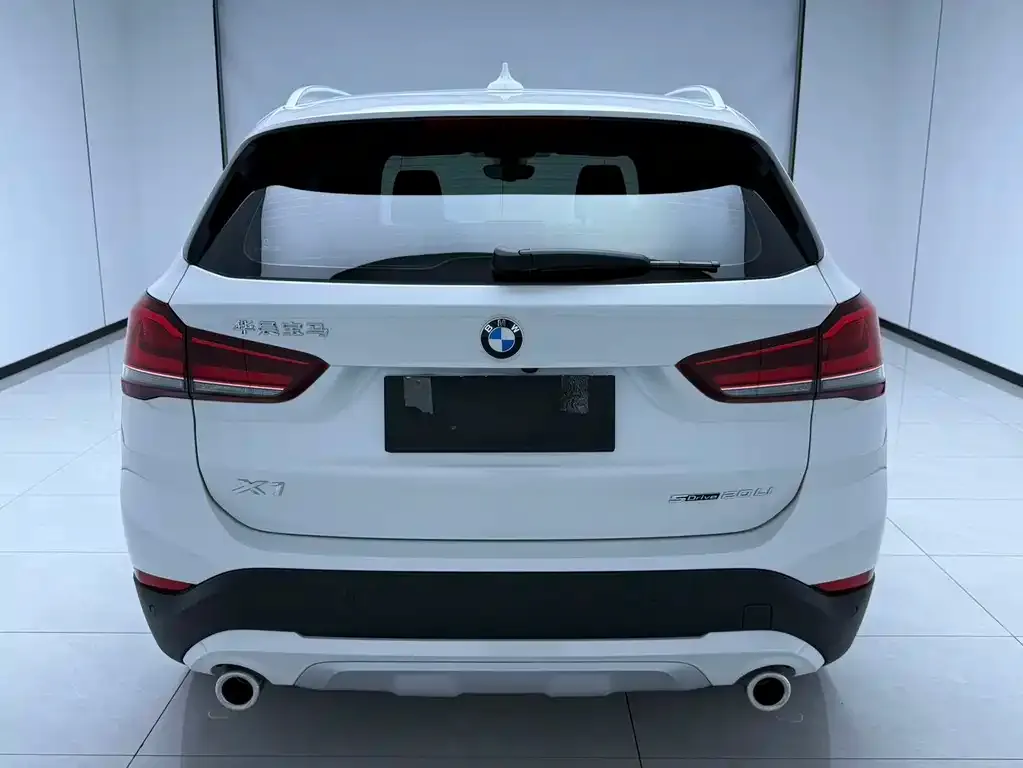 BMW X1 — фото 4