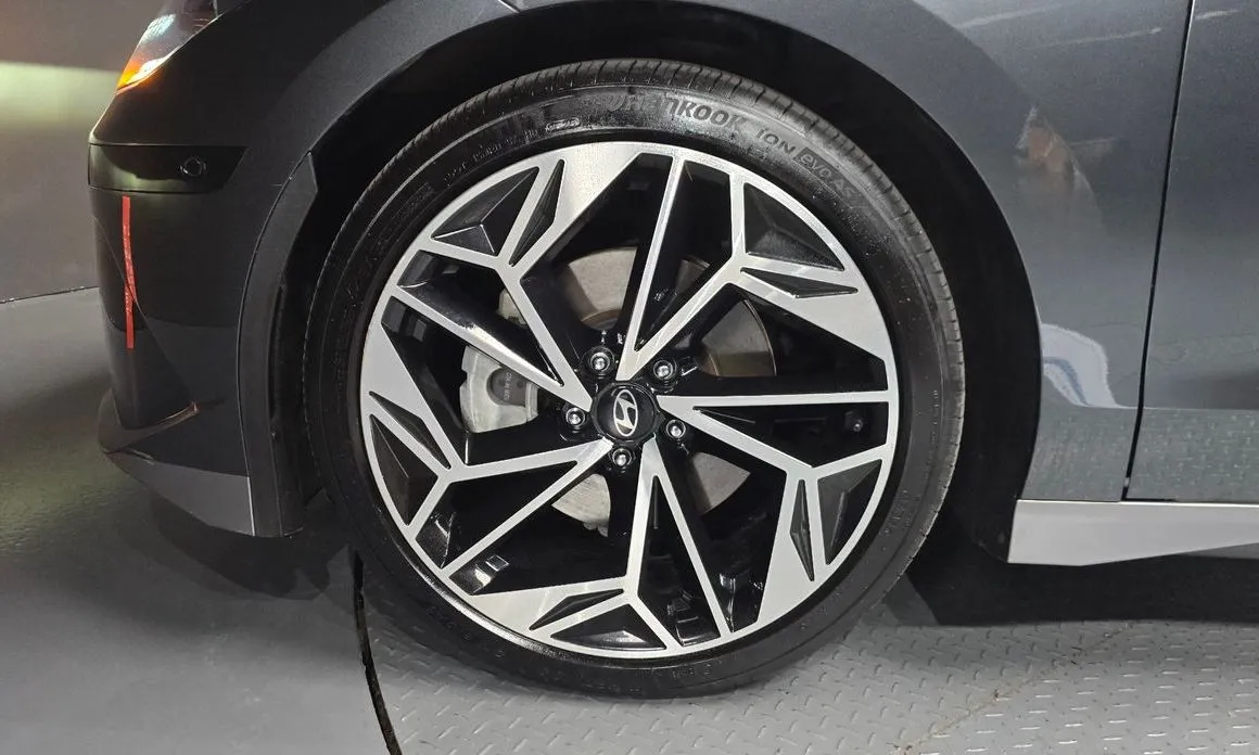 Hyundai Ioniq6 — фото 10