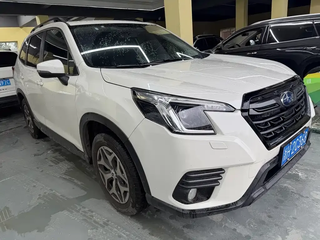 Subaru Forester — фото 8