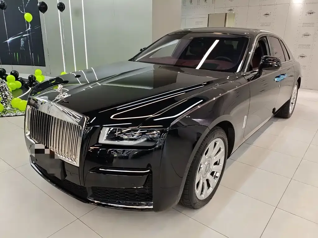 Rolls-Royce Ghost — фото 1