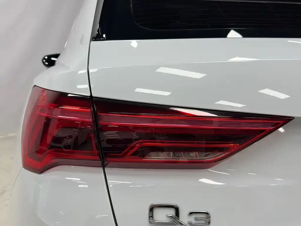 Audi Q3 — фото 2