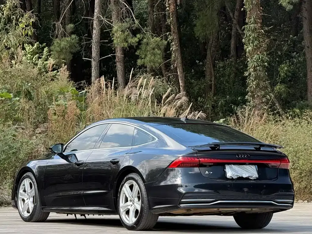 Audi A7 — фото 8