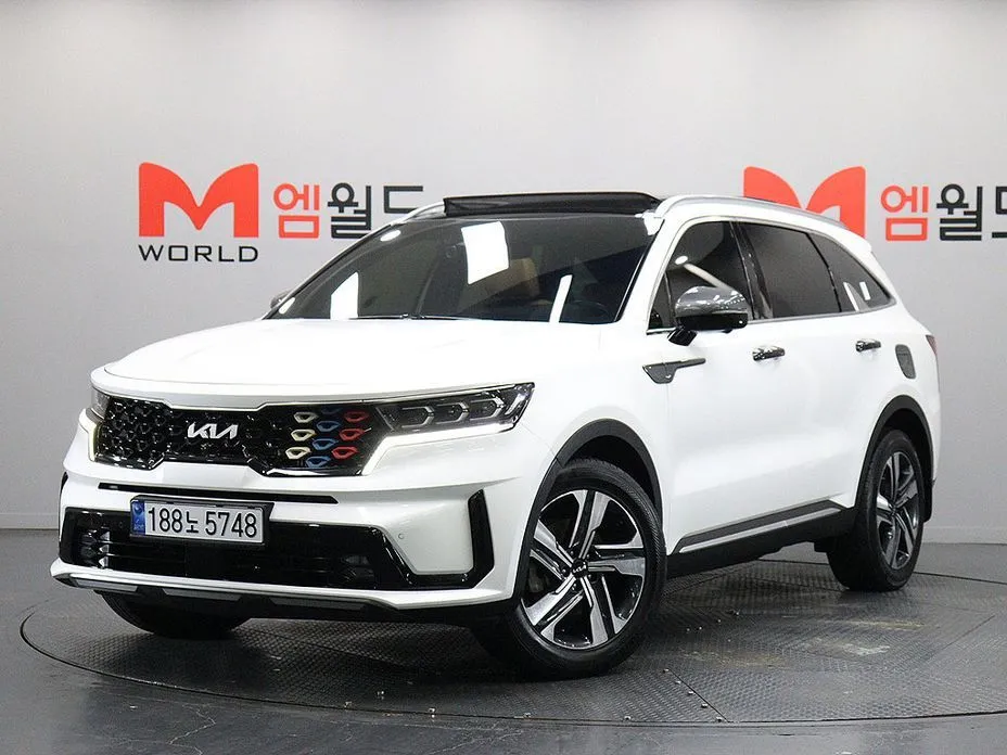 Kia Sorento — фото 1
