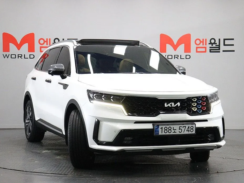 Kia Sorento — фото 10