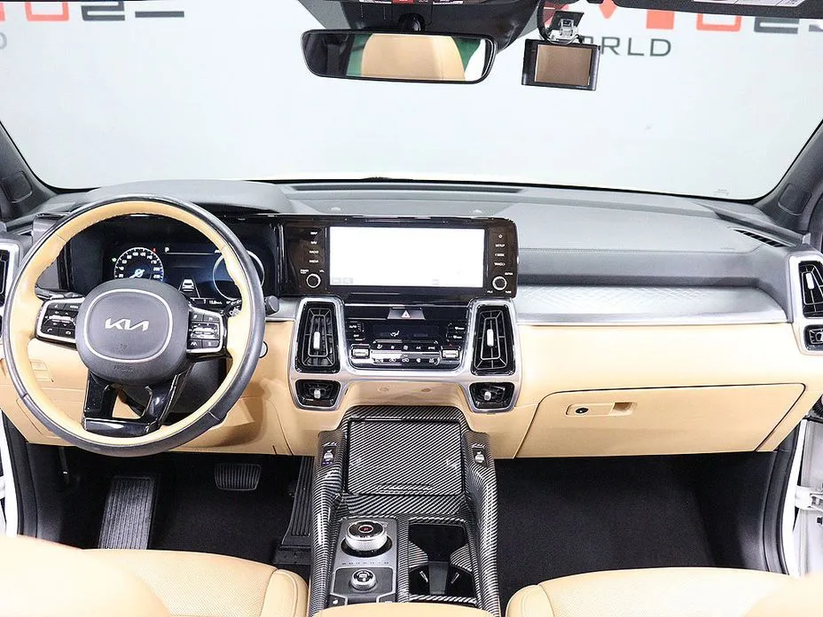 Kia Sorento — фото 6