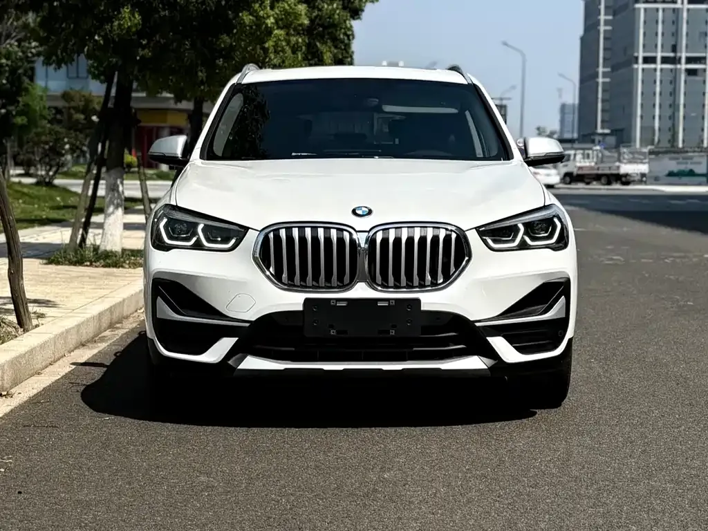BMW X1 — фото 3