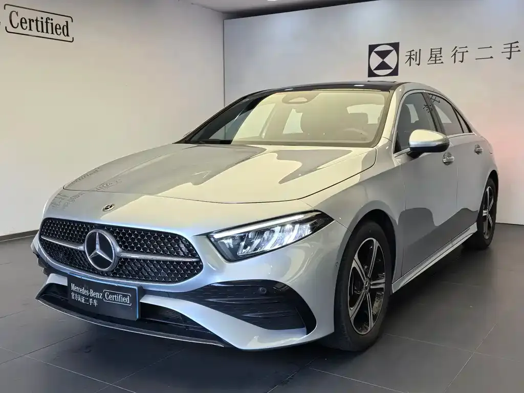 Mercedes-Benz A-Class — фото 1