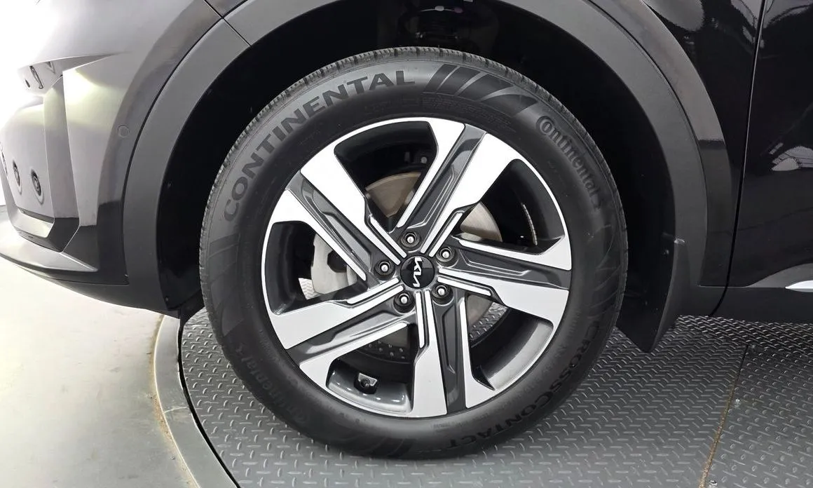 Kia Sorento — фото 10
