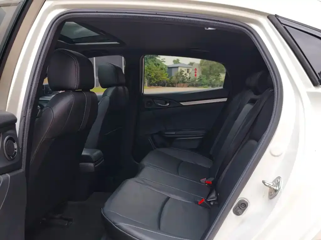 Honda Civic — фото 5