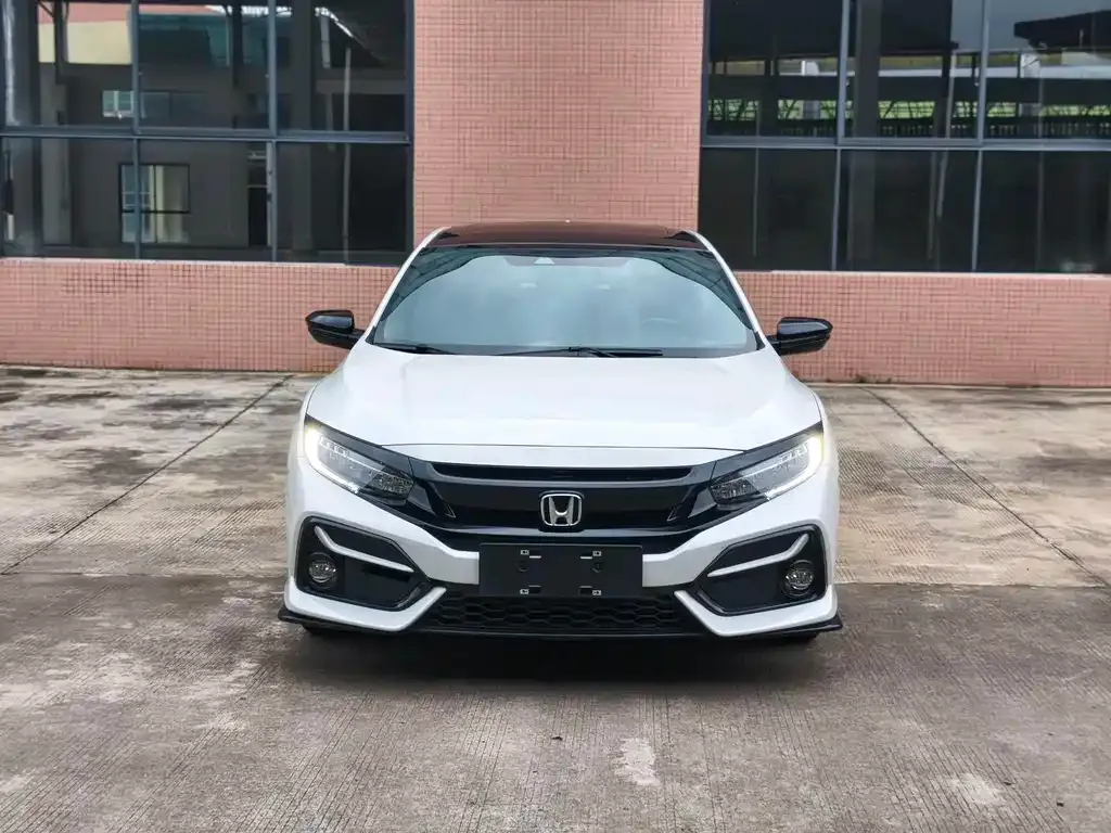Honda Civic — фото 10