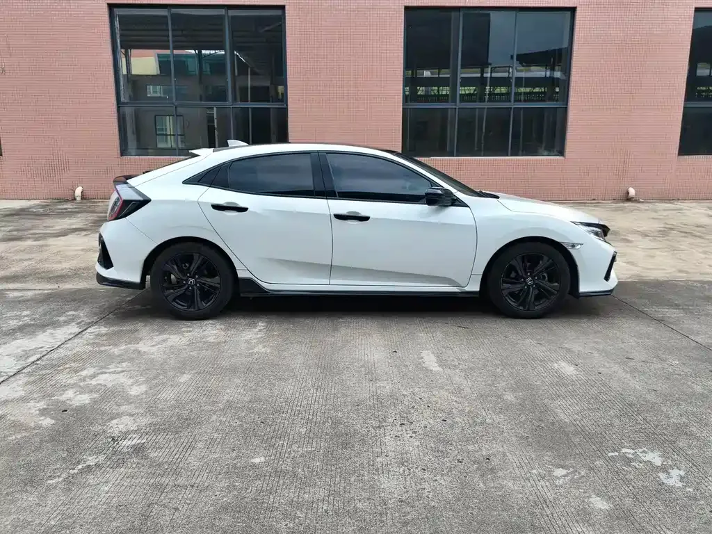Honda Civic — фото 4