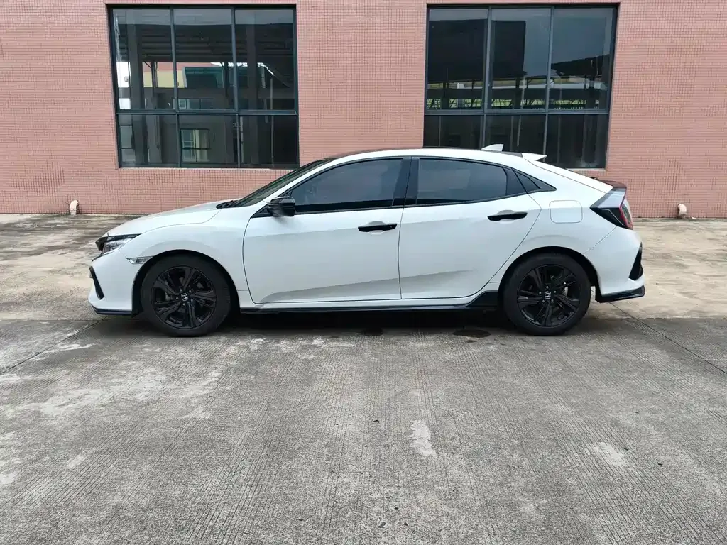 Honda Civic — фото 3