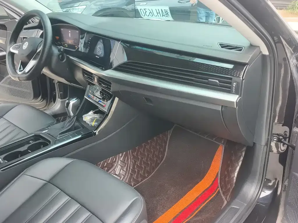 Volkswagen Passat — фото 8