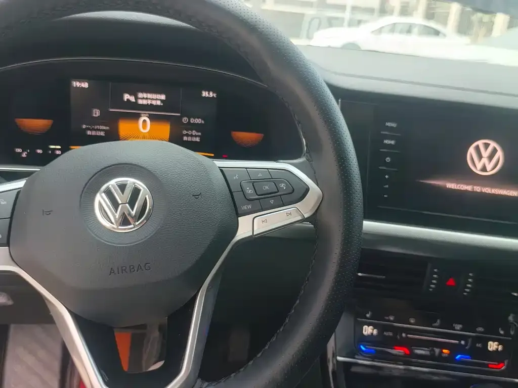 Volkswagen Passat — фото 3