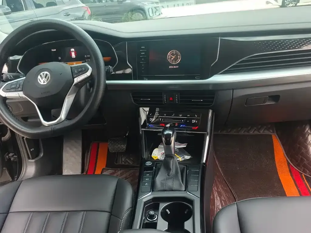 Volkswagen Passat — фото 10