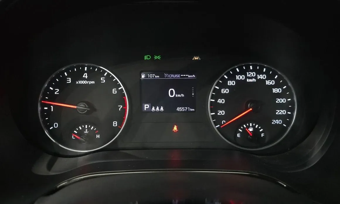 Kia Seltos — фото 9