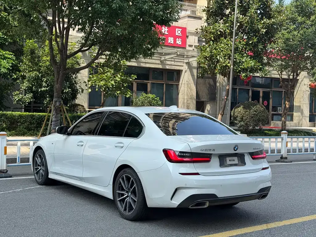 BMW 3 Series — фото 10