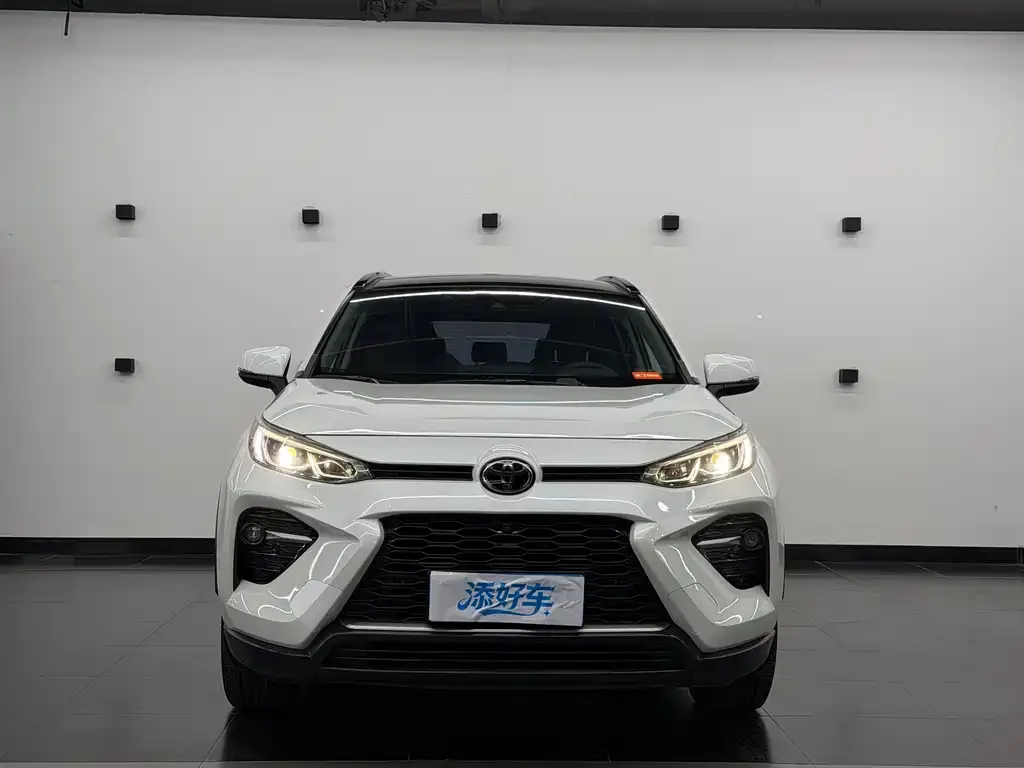 Toyota Wildlander — фото 3