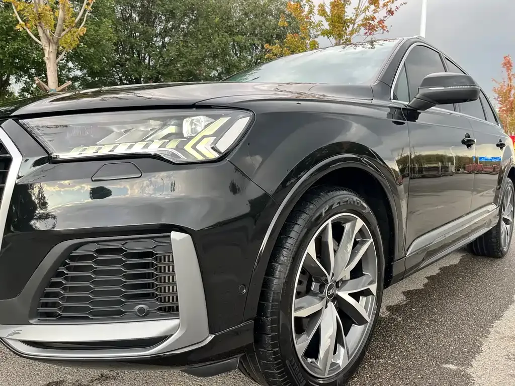 Audi Q7 — фото 2