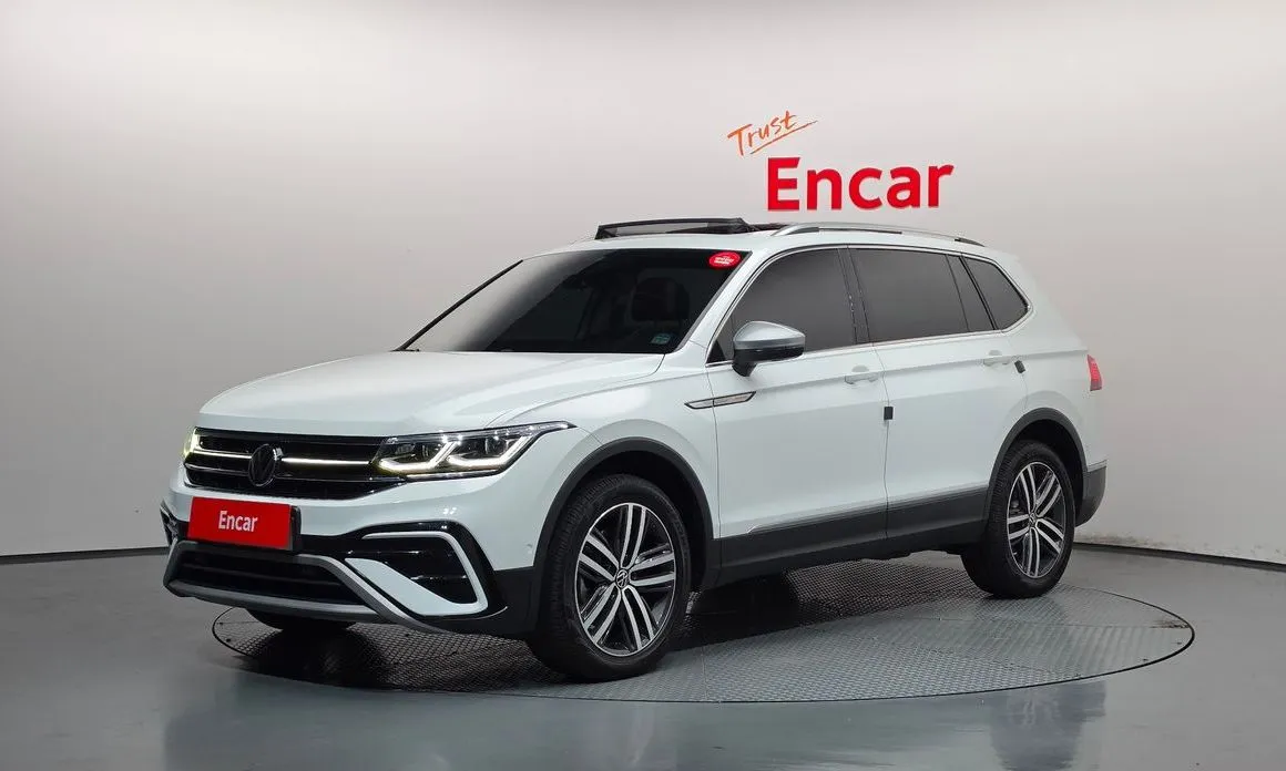 Volkswagen Tiguan — фото 1