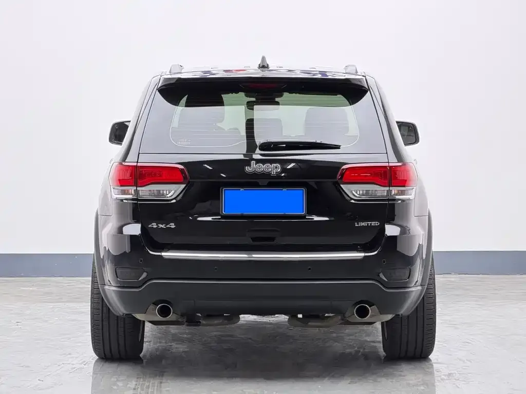 Jeep Grand Cherokee (Import) — фото 2
