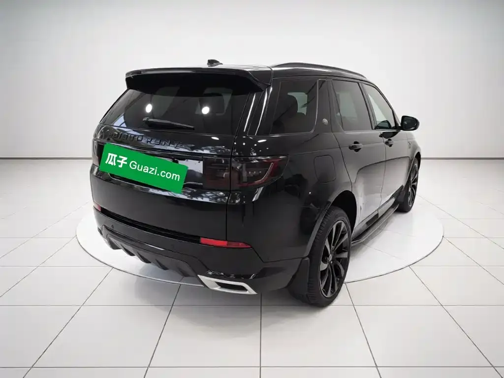 Land Rover Discovery Sport Hybrid — фото 7