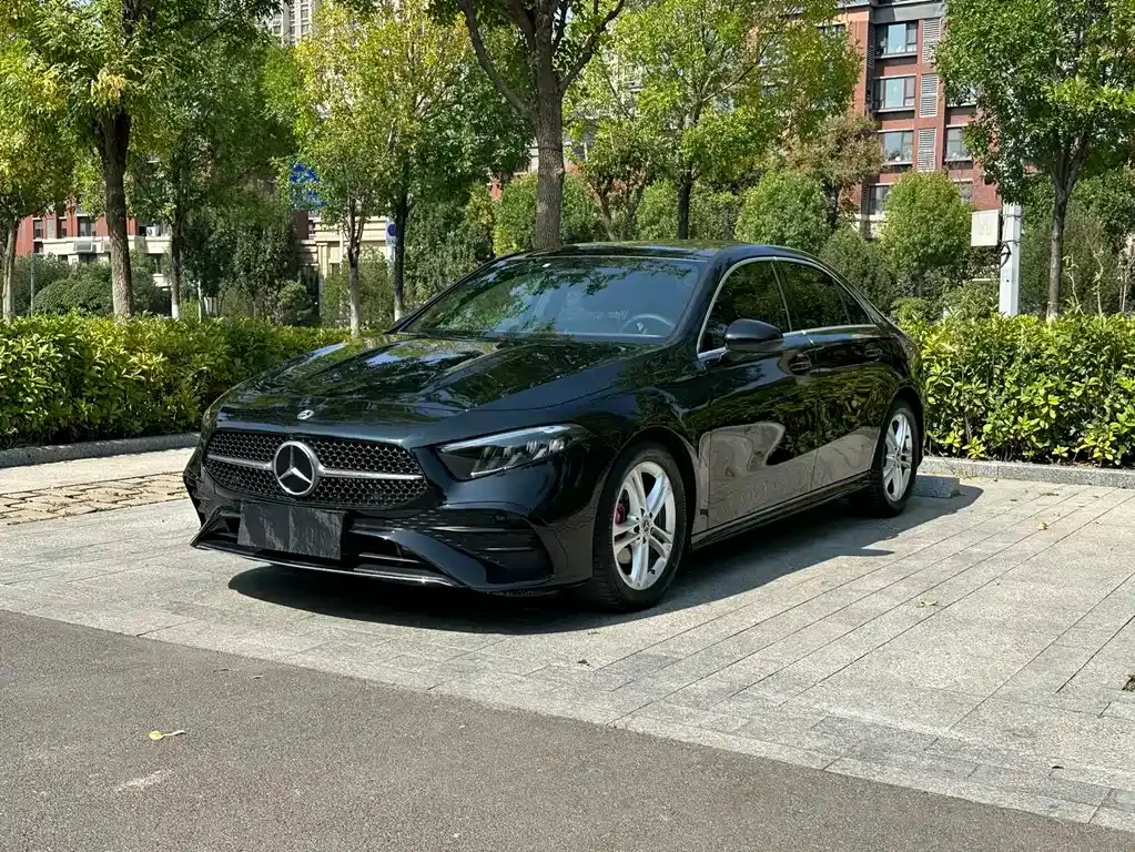 Mercedes-Benz A-Class — фото 1