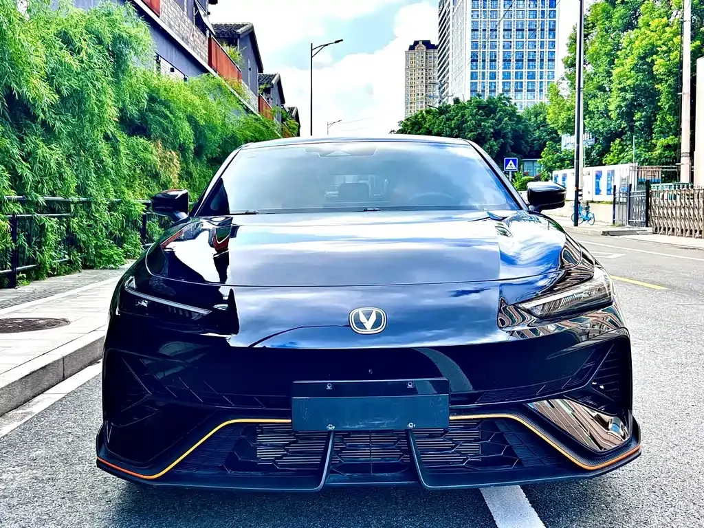 Changan UNI-V — фото 9