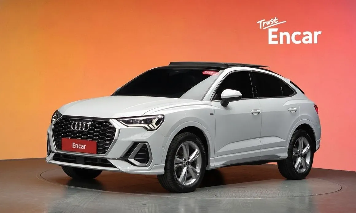 Audi Q3 — фото 1