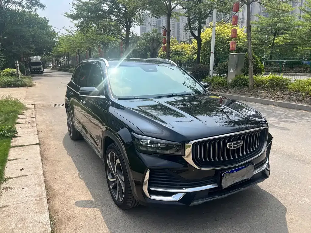 Geely Xingyue L — фото 9