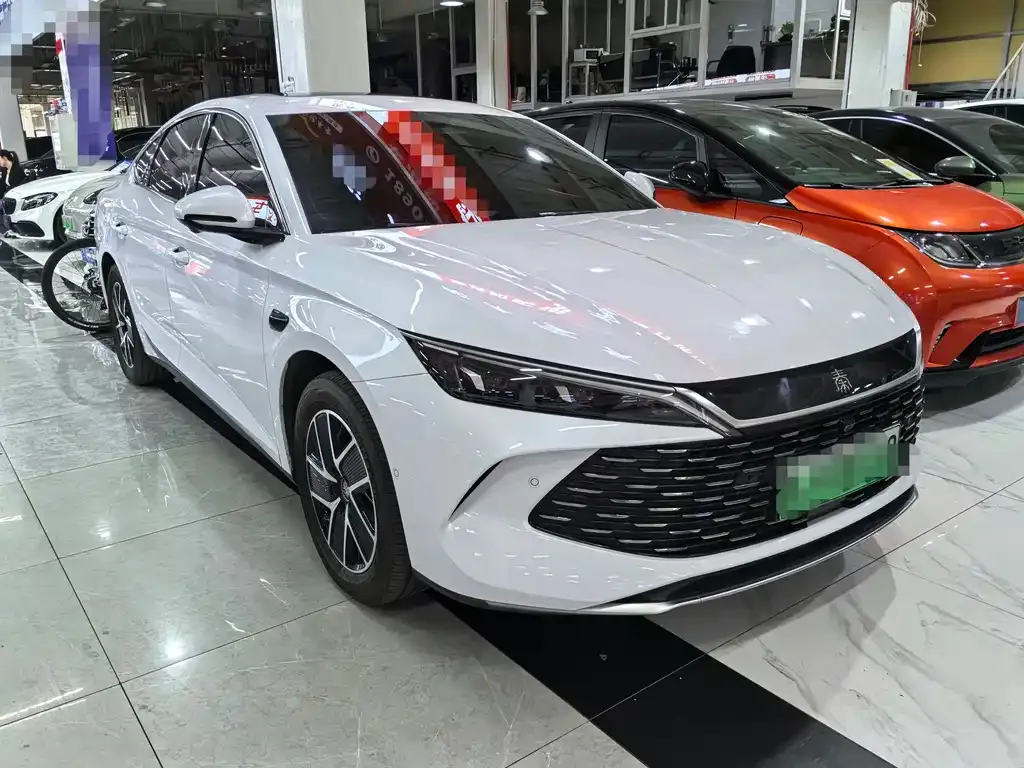 BYD Qin L — фото 8