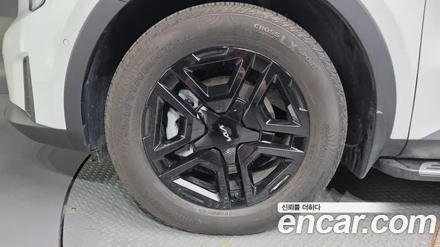 Kia Sorento — фото 6