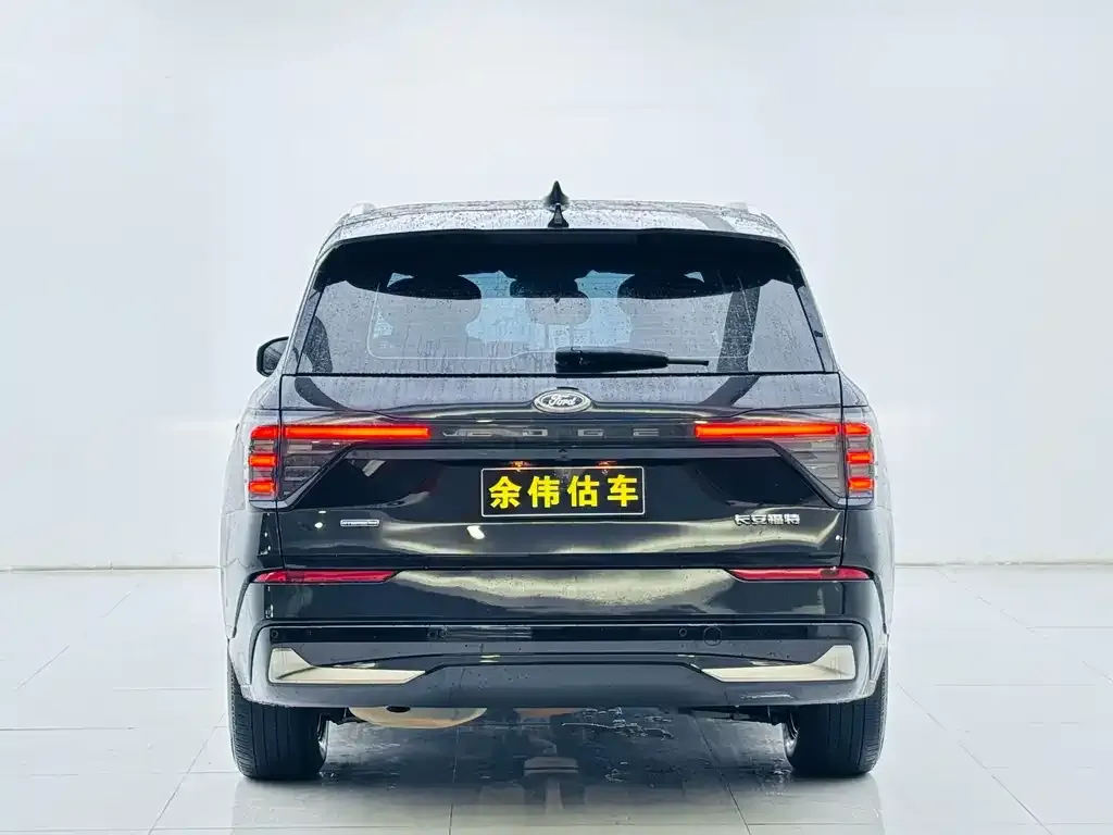 Ford Edge — фото 4