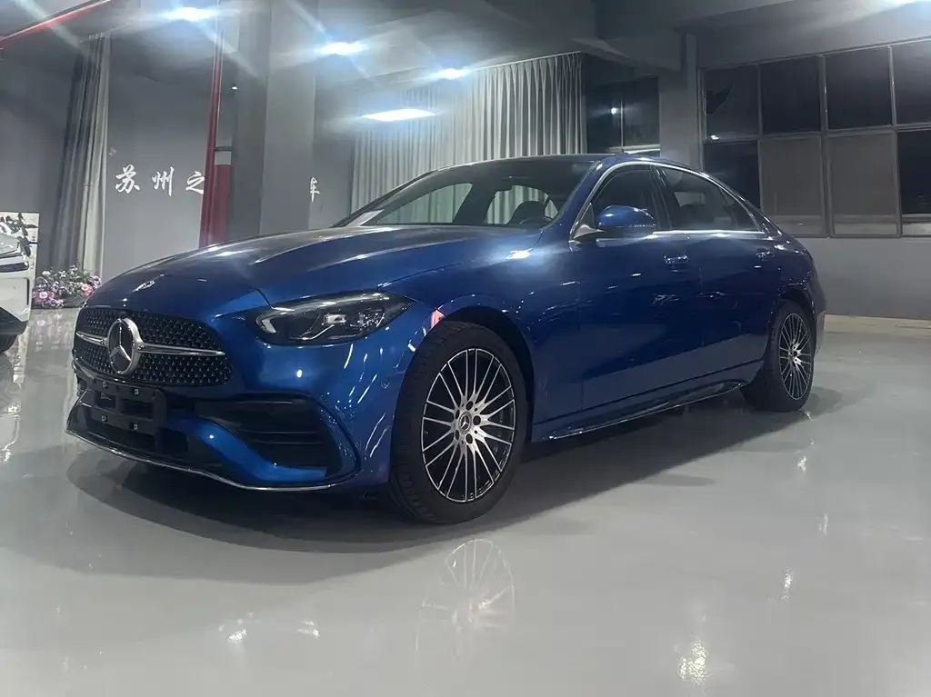Mercedes-Benz C-Class — фото 1