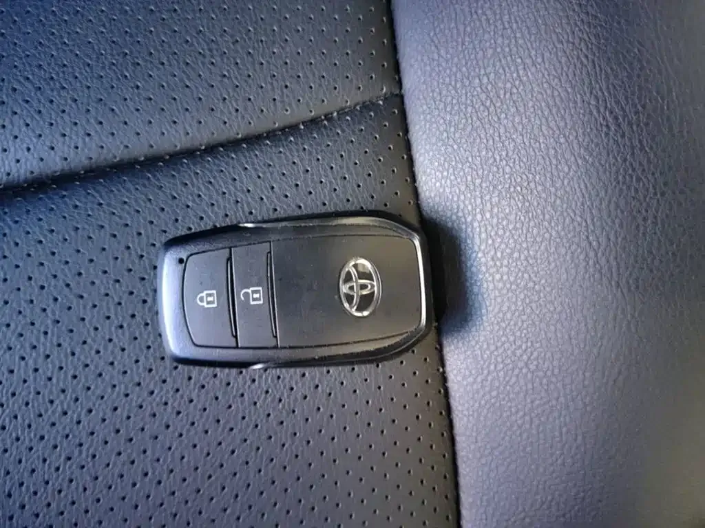 Toyota Corolla Cross — фото 7